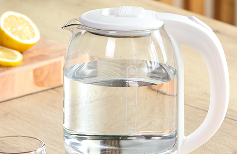 Glass tea set features