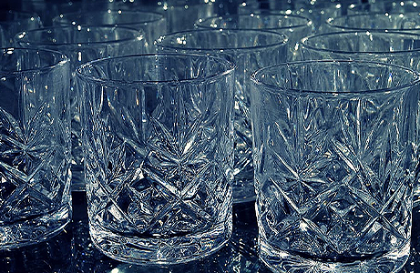 Different Types of Glass Pots